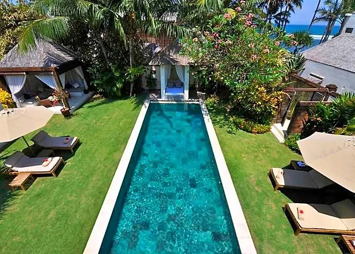 Waverly Front 3 Bedroom Private Pool Zn42 ホテル バリ島